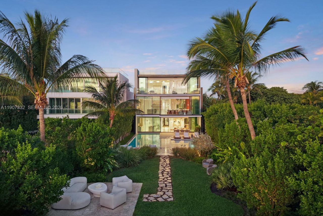 7845 Atlantic Way, Miami Beach, FL 33141 Photo