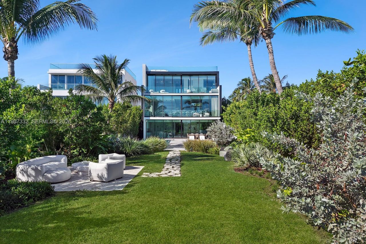 7845 Atlantic Way, Miami Beach, FL 33141 Photo