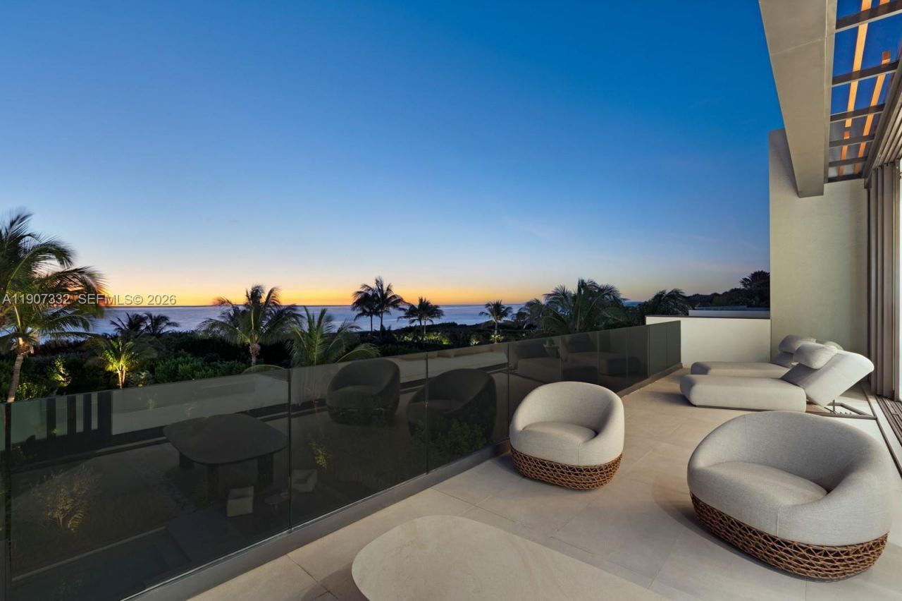 7845 Atlantic Way, Miami Beach, FL 33141 Photo