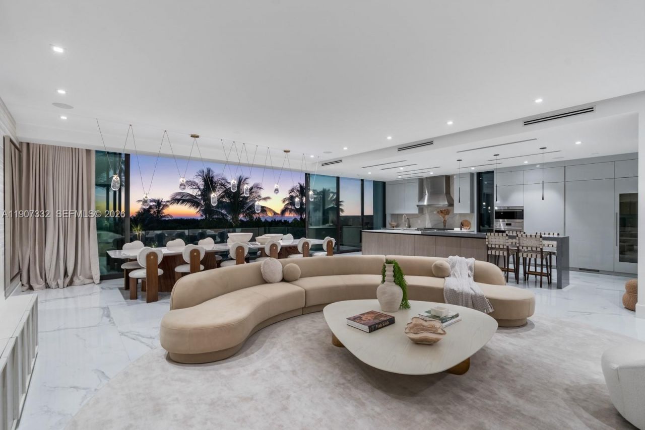 7845 Atlantic Way, Miami Beach, FL 33141 Photo