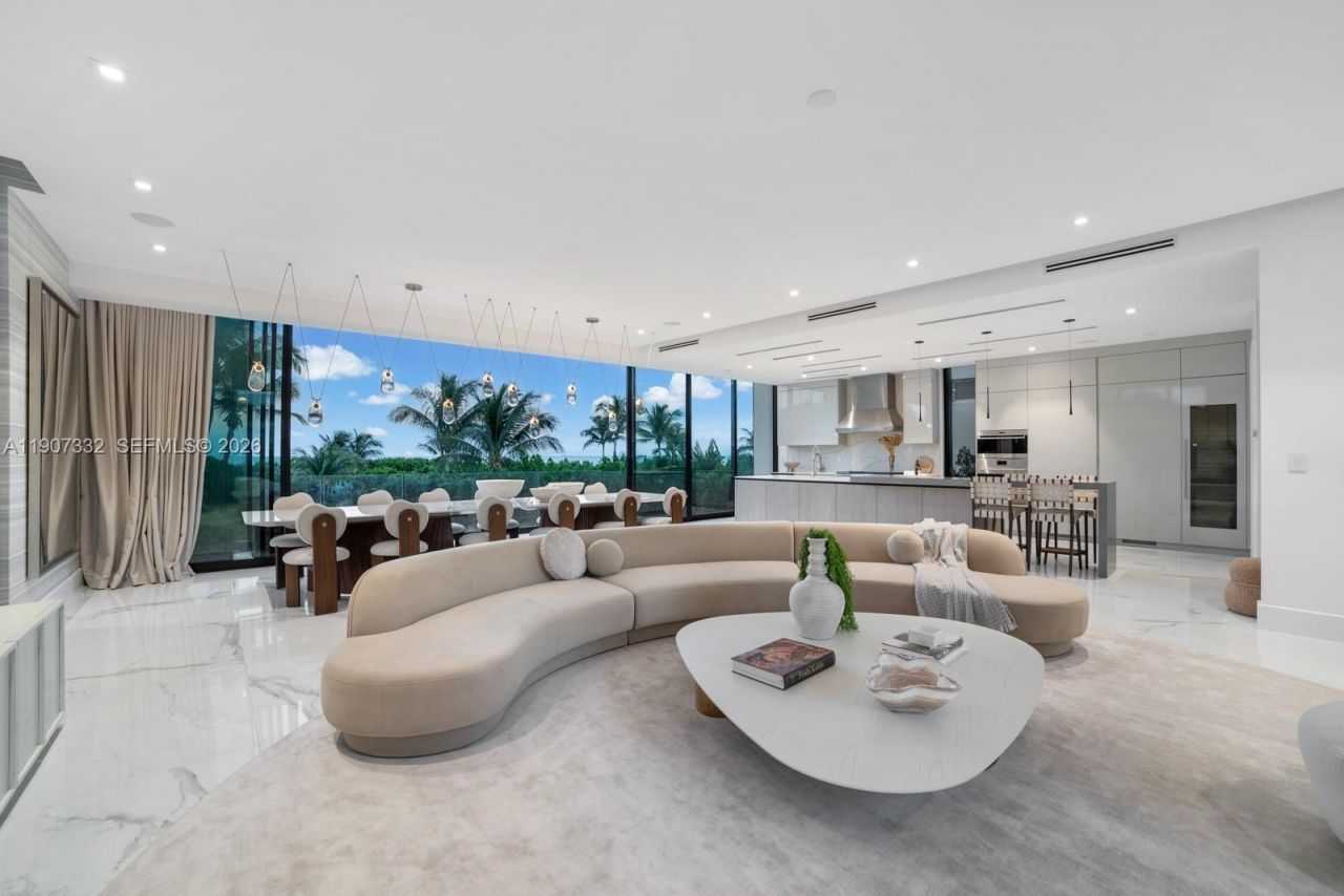 7845 Atlantic Way, Miami Beach, FL 33141 Photo