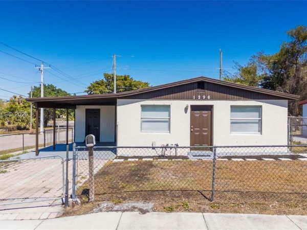 1296 W 36th St, Riviera Beach, FL 33404