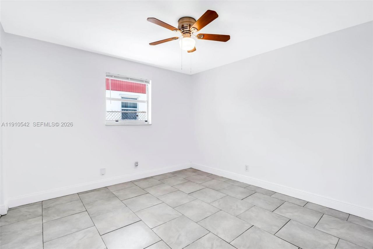 1296 W 36th St, Riviera Beach, FL 33404 Photo