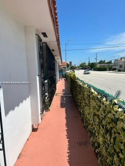 1101 SW 17 Ave, Miami, FL 33135 Photo