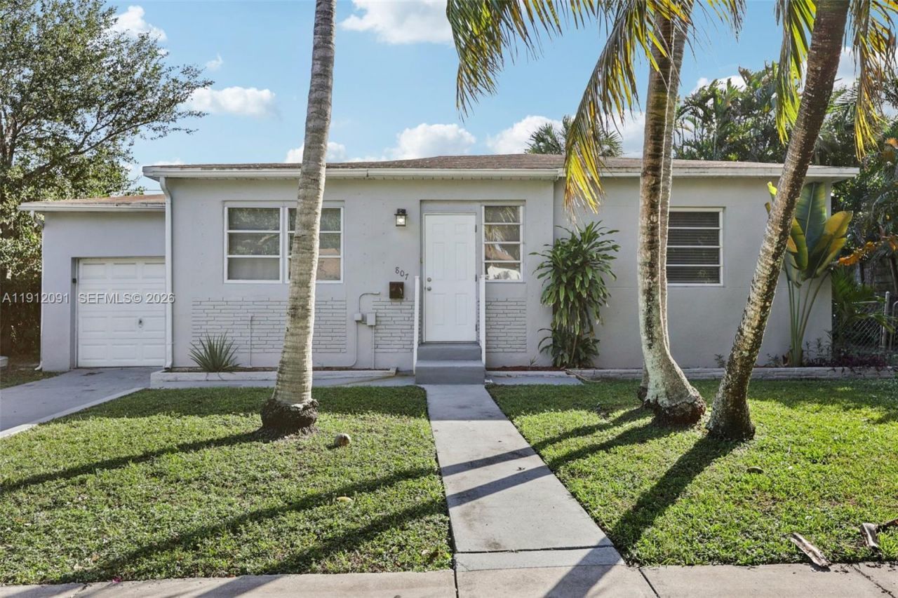 807 N 26th Ave, Hollywood, FL 33020 Main Photo