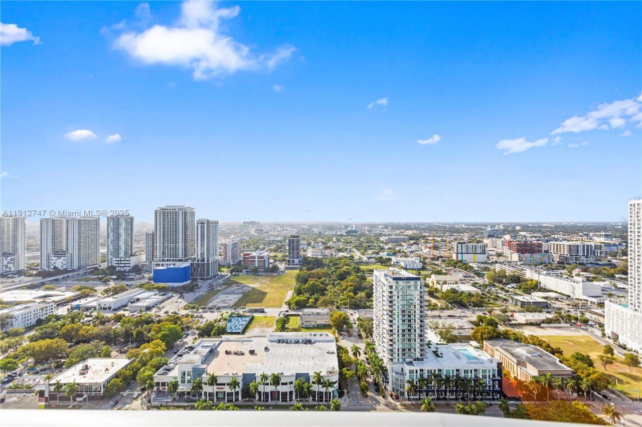 488 NE 18th St, Unit 3401, Miami, FL 33132 Photo