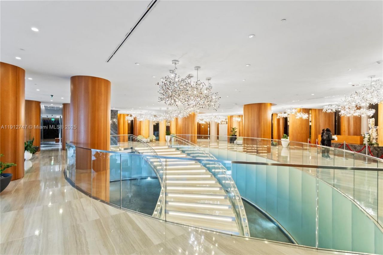 488 NE 18th St, Unit 3401, Miami, FL 33132 Photo