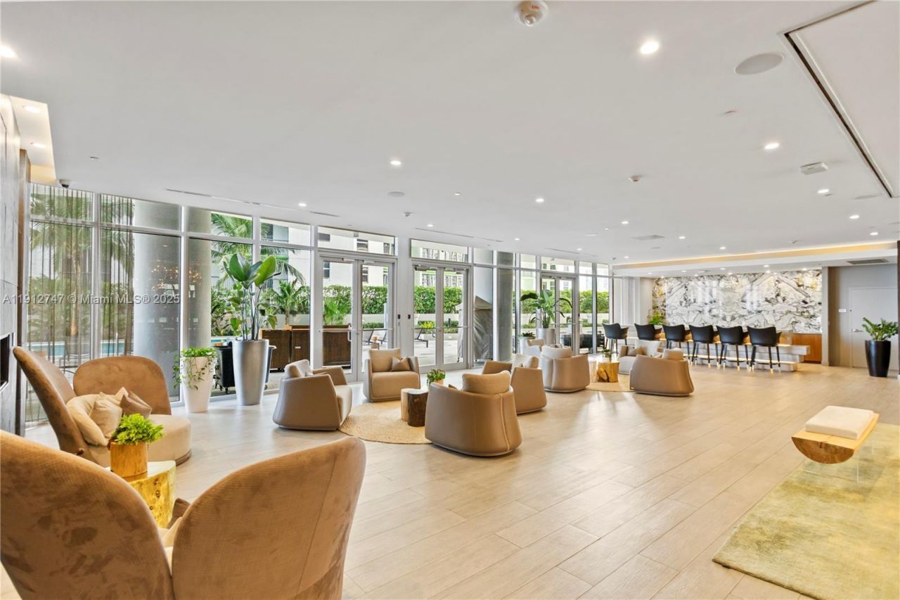 488 NE 18th St, Unit 3401, Miami, FL 33132 Photo