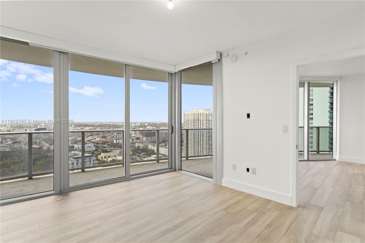 488 NE 18th St, Unit 3401, Miami, FL 33132 Photo