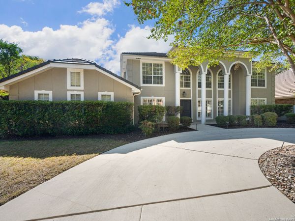 10 Thornhurst, San Antonio, TX 78218