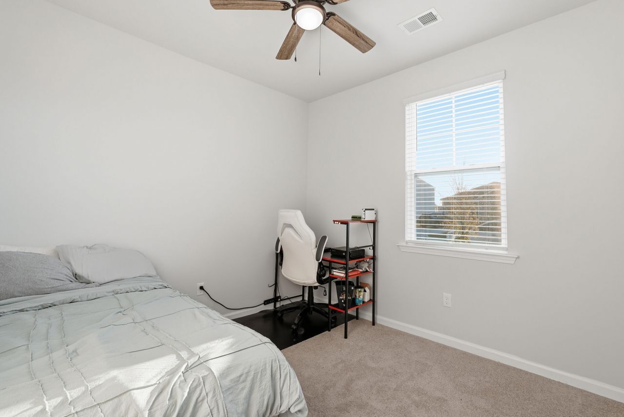 181 Holiday Street Photo 15