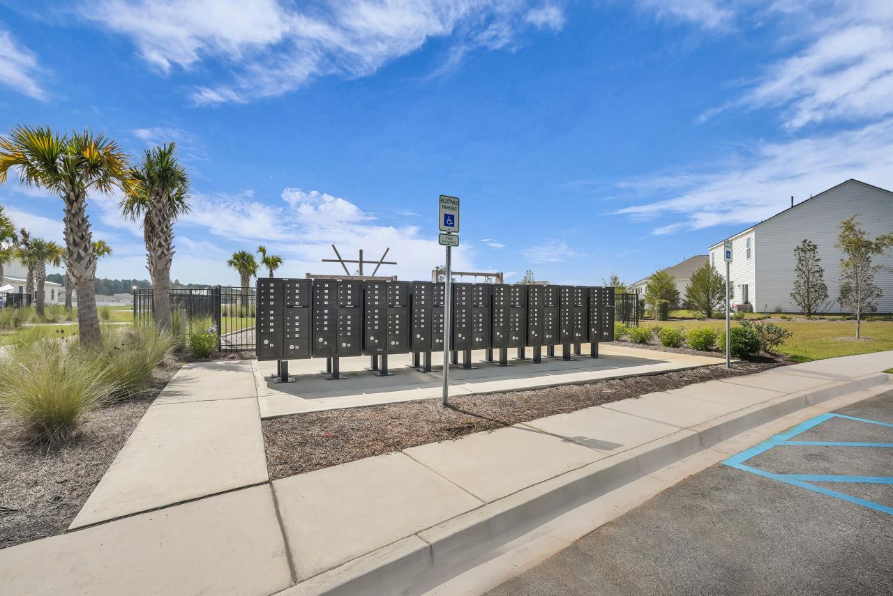 181 Holiday Street Photo 16