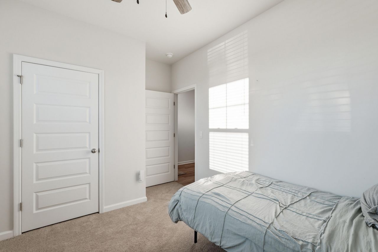 181 Holiday Street Photo 17