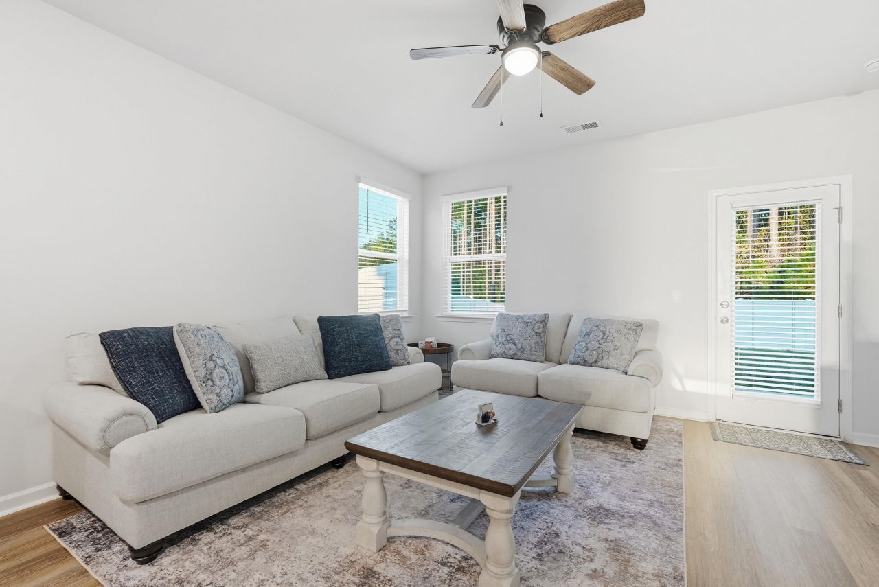 181 Holiday Street Photo 24