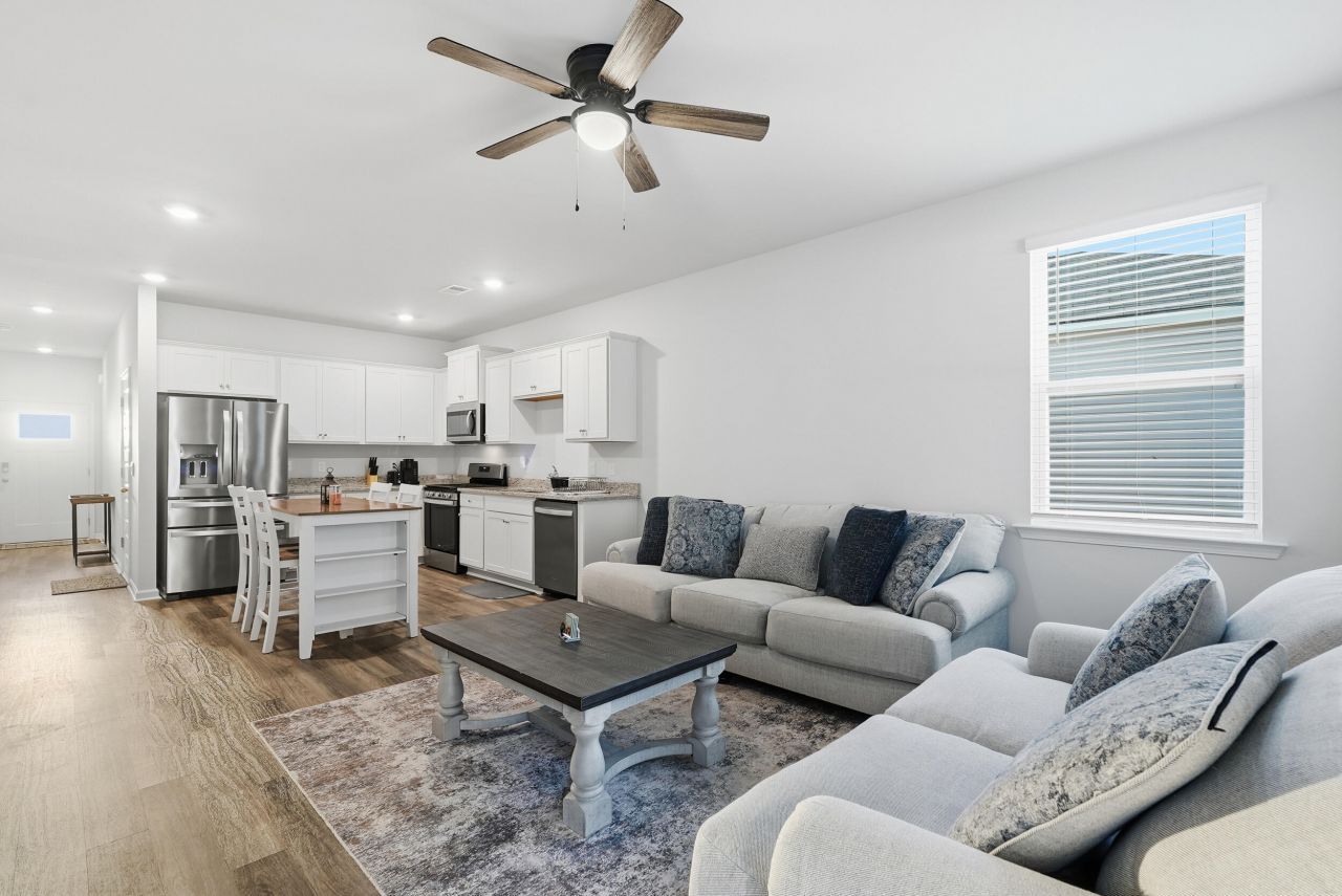 181 Holiday Street Photo 26