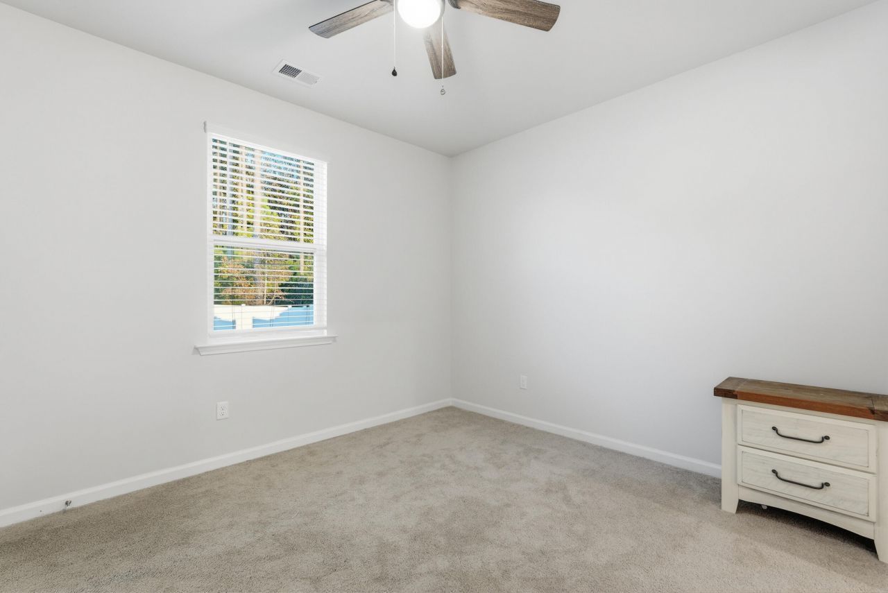 181 Holiday Street Photo 34