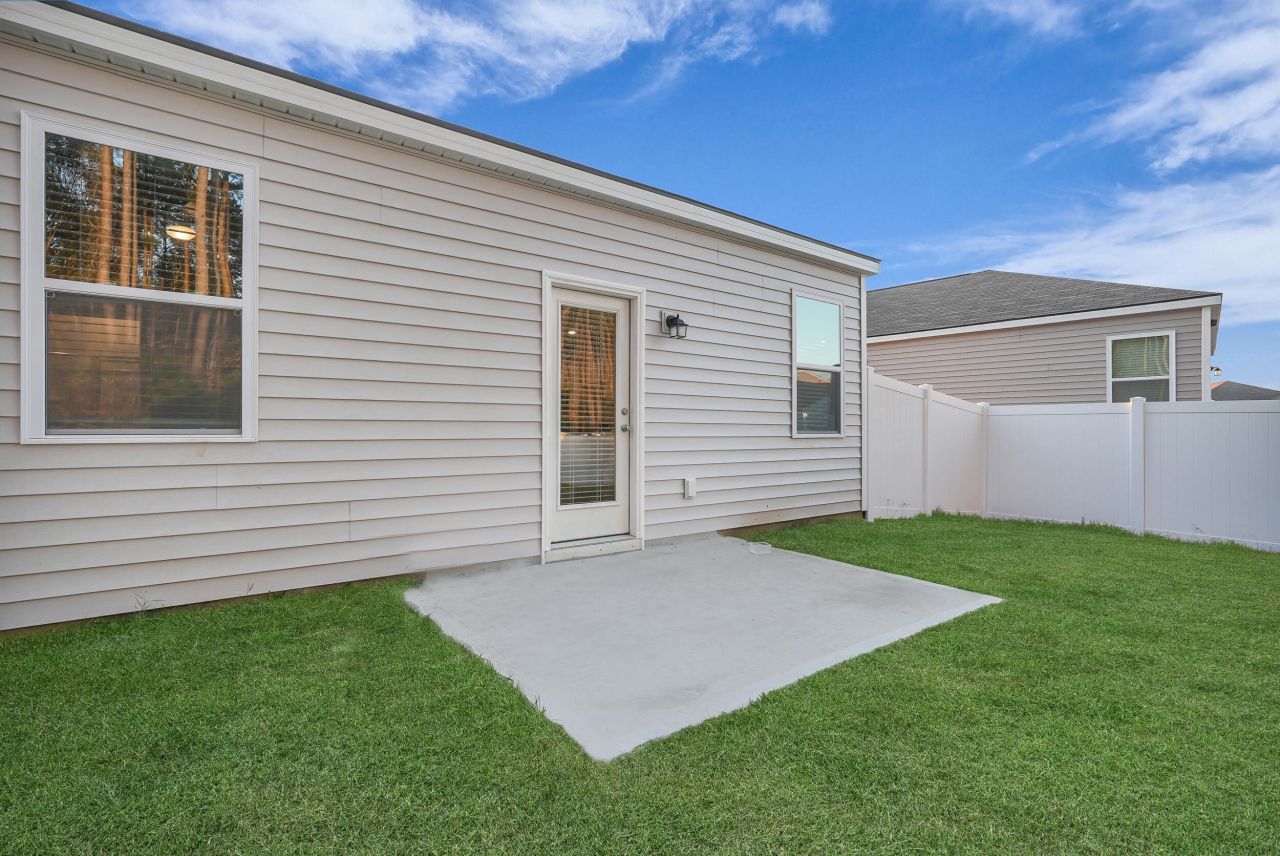 181 Holiday Street Photo 38