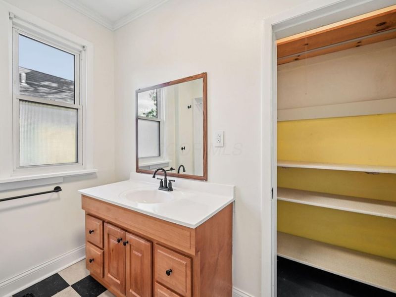 537 W 3rd Avenue, Columbus, OH 43201 Photo 25