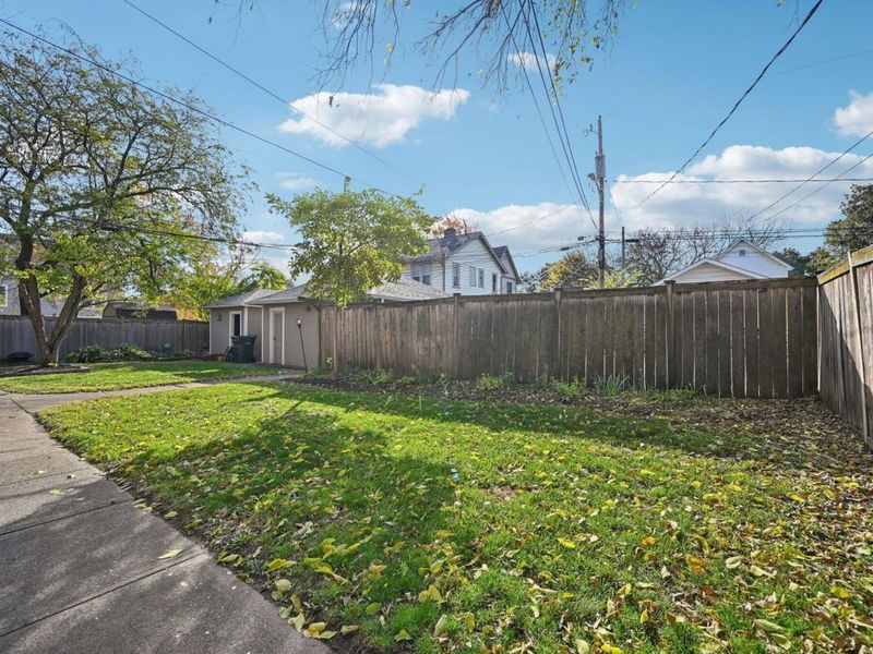 537 W 3rd Avenue, Columbus, OH 43201 Photo 32