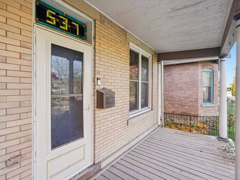 537 W 3rd Avenue, Columbus, OH 43201 Photo 5