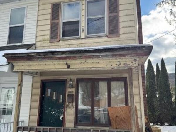 1606 MARKET STREET, ASHLAND, PA 17921