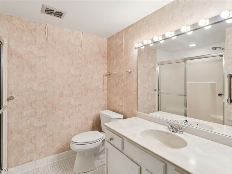 1006 Bunker Drive, Unit 204, Fairlawn, OH 44333 Photo 27