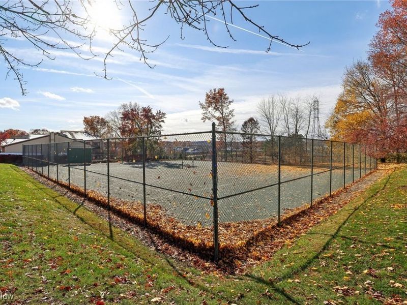 1006 Bunker Drive, Unit 204, Fairlawn, OH 44333 Photo 6