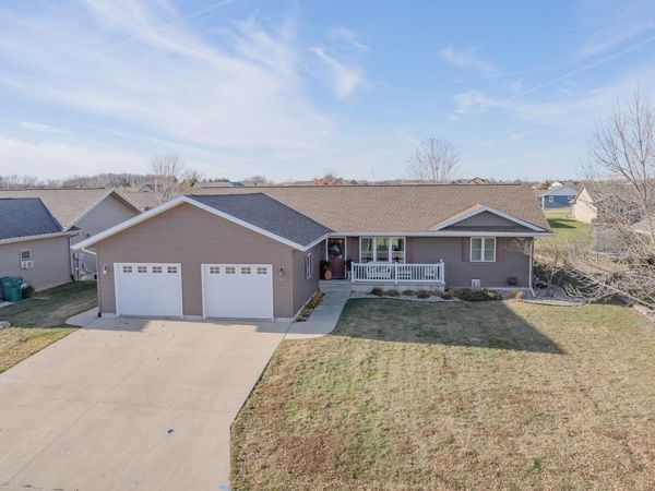 3007 Bonnie LN, Milford, IA 51351