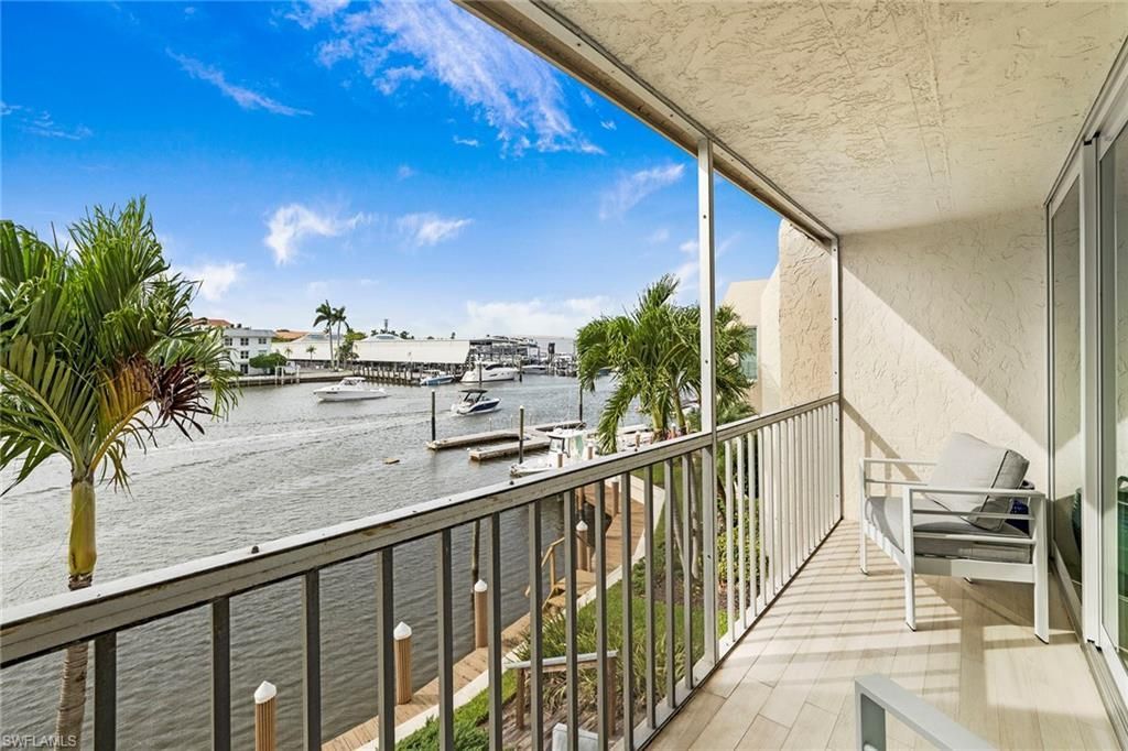 800 River Point Dr, Unit 209, Naples, FL 34102 Photo