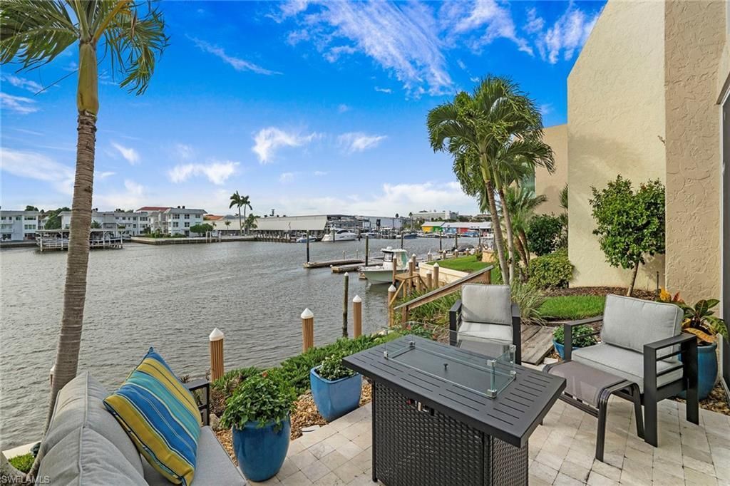 800 River Point Dr, Unit 209, Naples, FL 34102 Photo