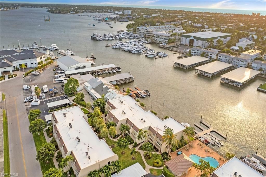 800 River Point Dr, Unit 209, Naples, FL 34102 Photo