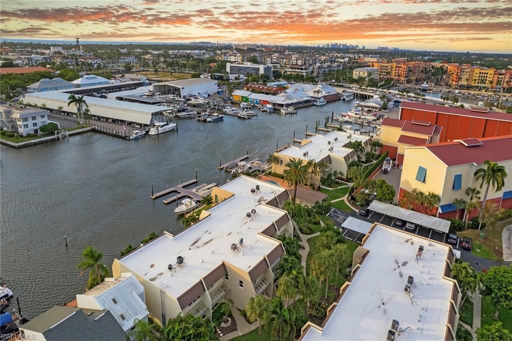 800 River Point Dr, Unit 209, Naples, FL 34102 Photo