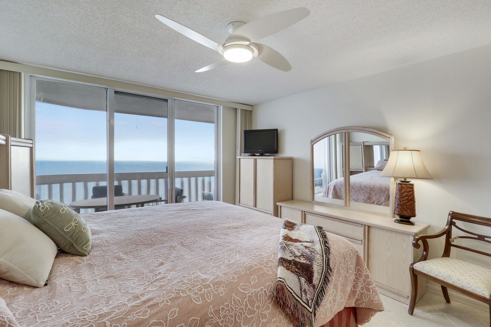 9960 S Ocean Drive, Unit 1802, Jensen Beach, FL 34957 Photo