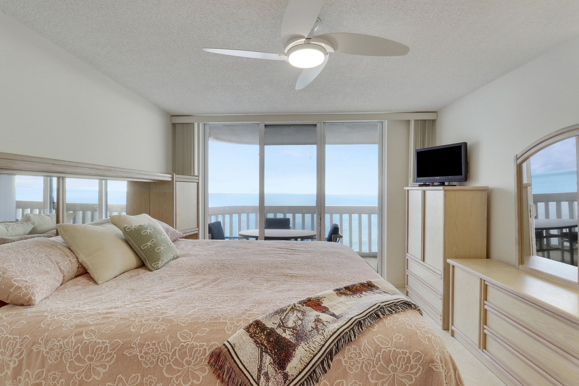 9960 S Ocean Drive, Unit 1802, Jensen Beach, FL 34957 Photo