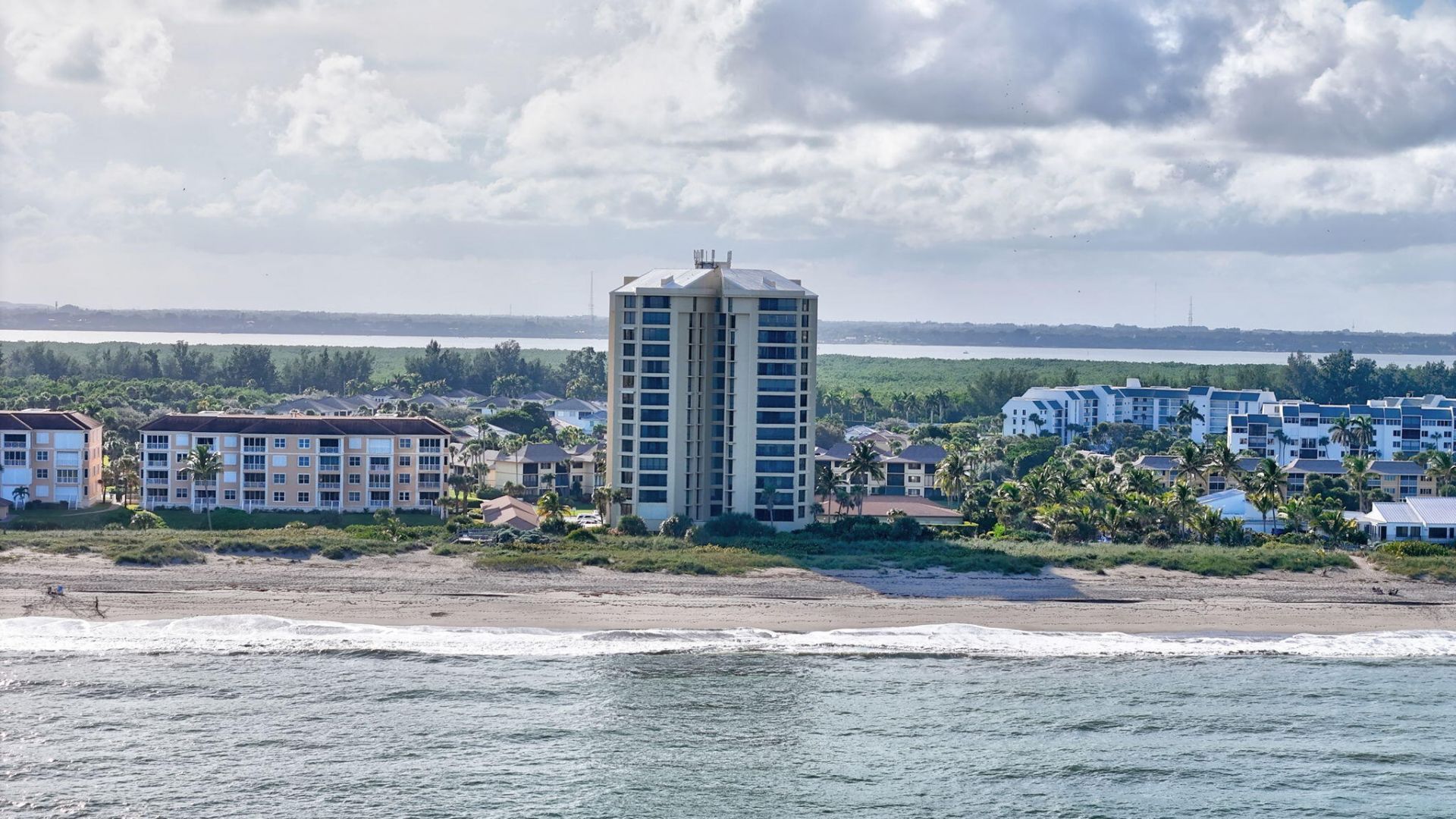 2400 S Ocean Drive, Unit 8123, Hutchinson Island, FL 34949 Photo