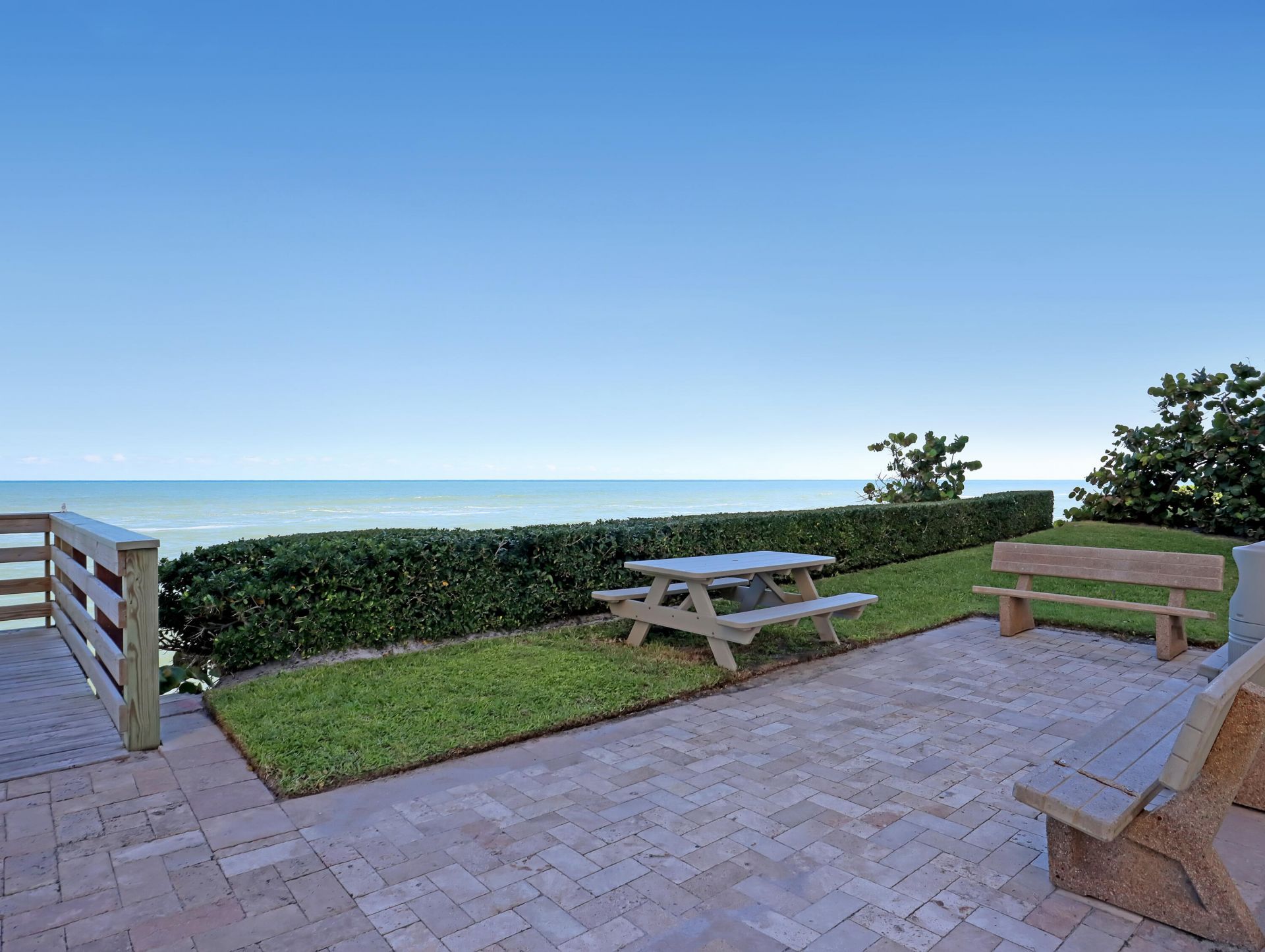 5380 N Ocean Drive, Unit 5g, Singer Island, FL 33404 Photo