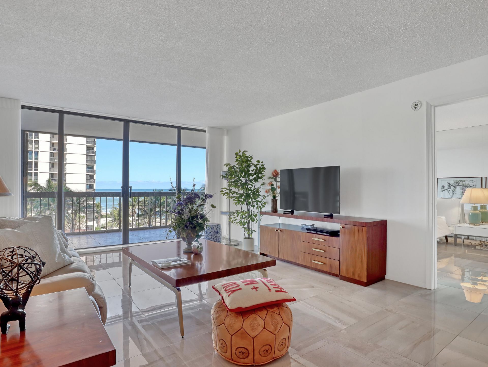 5380 N Ocean Drive, Unit 5g, Singer Island, FL 33404 Photo