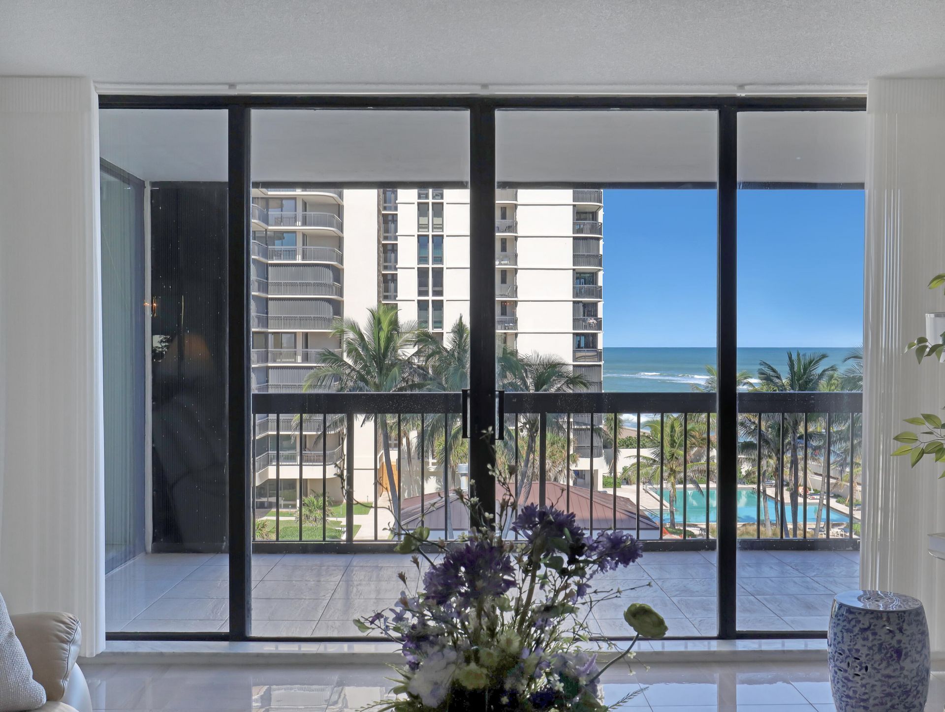 5380 N Ocean Drive, Unit 5g, Singer Island, FL 33404 Photo