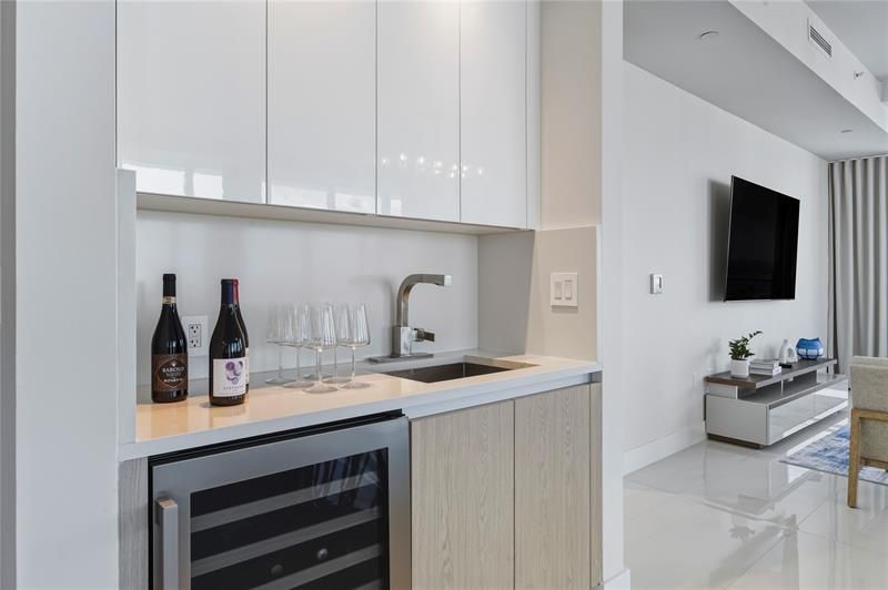 3100 N Ocean Drive, Unit HPH6, West Palm Beach, FL 33404 Photo