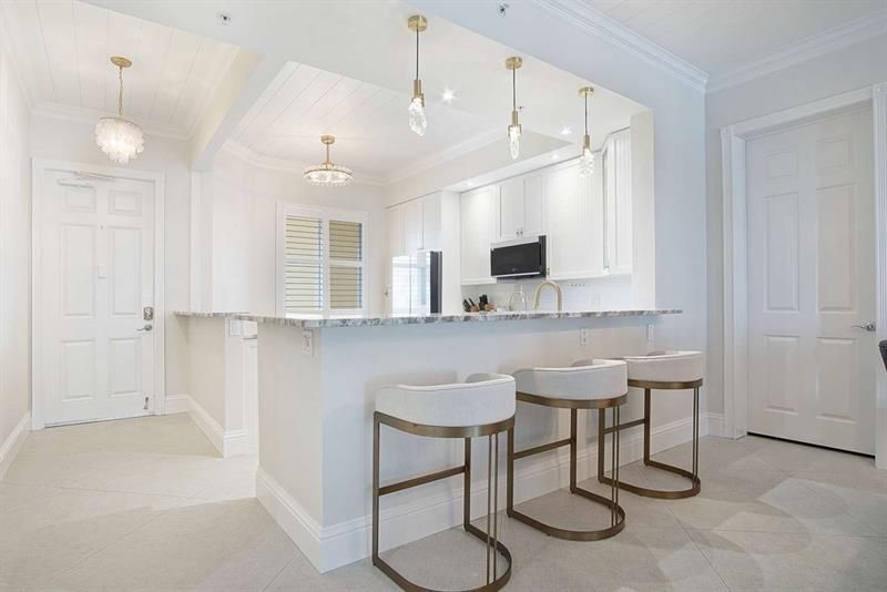 3 Harbour Isle Dr. East, Unit 302, Fort Pierce, FL 34949 Photo