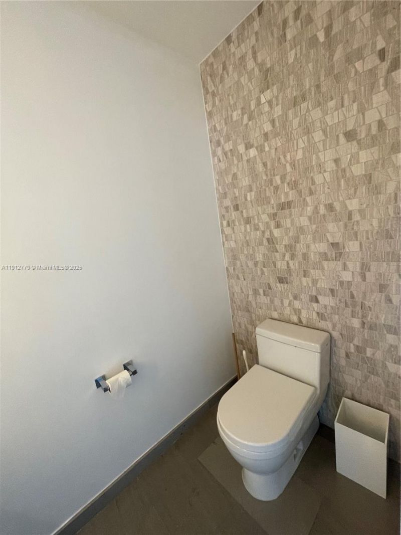 68 SE 6th St, Unit 3806, Miami, FL 33131 Photo