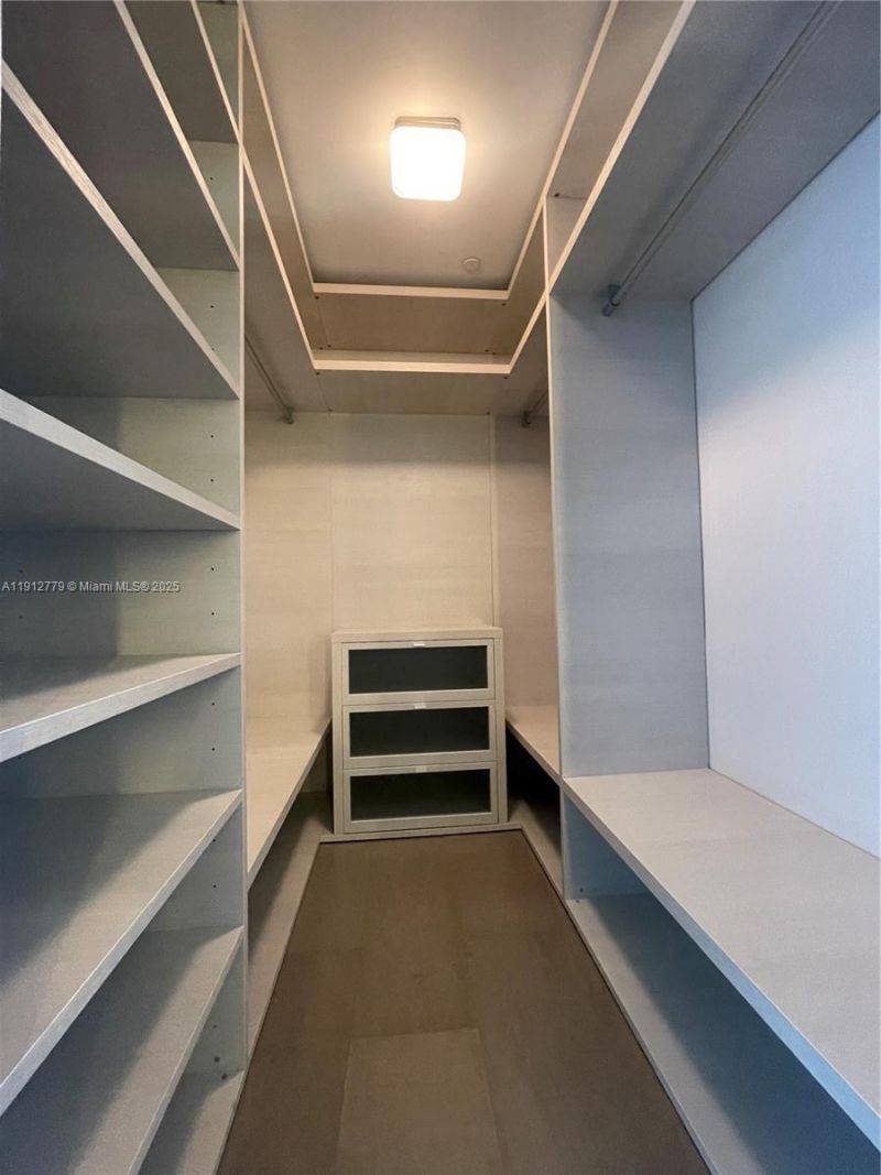 68 SE 6th St, Unit 3806, Miami, FL 33131 Photo