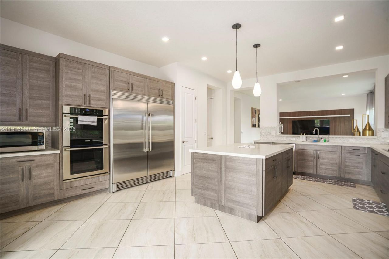 11 NW 122nd Ave, Miami, FL 33182 Photo