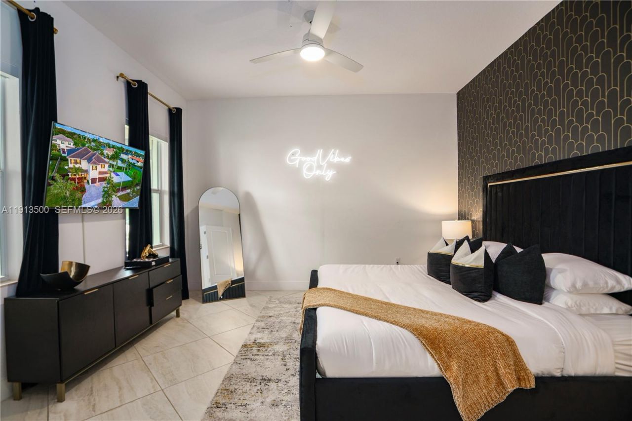 11 NW 122nd Ave, Miami, FL 33182 Photo