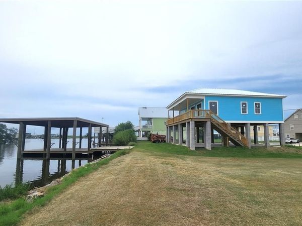 117 TIMBER CANAL Lane, Port Sulphur, LA 70083