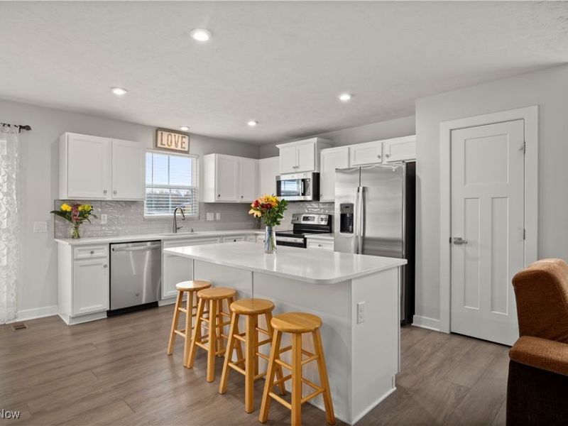 34959 Maurer Boulevard, Grafton, OH 44044 Photo 8