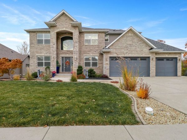 7506 Fawn Valley Drive, Schererville, IN 46375