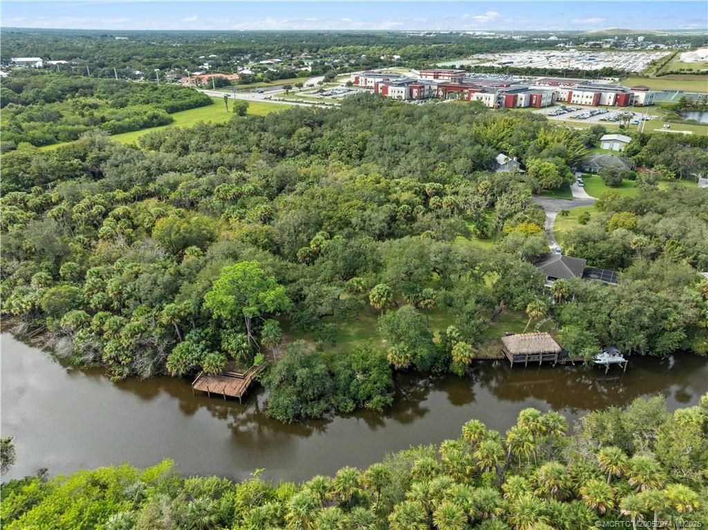 2260 Sweetwater Drive, Fort Pierce, FL 34981 Photo