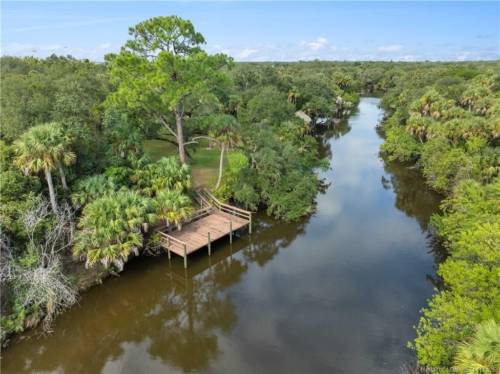 2260 Sweetwater Drive, Fort Pierce, FL 34981 Photo