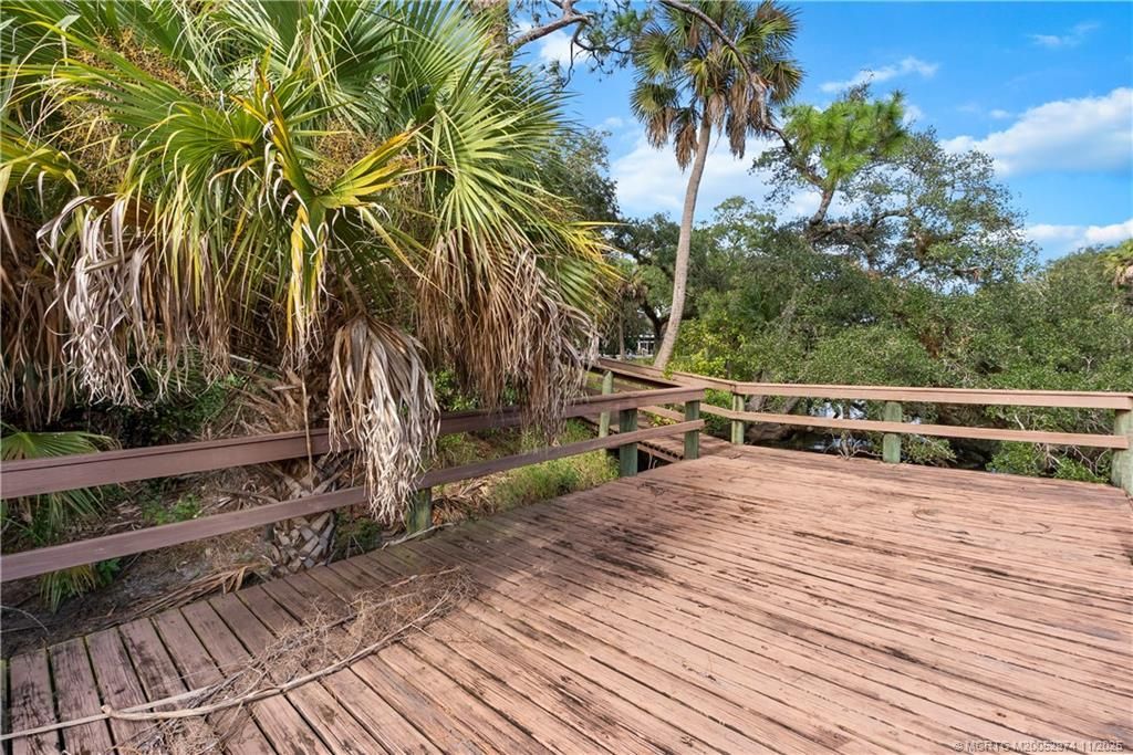 2260 Sweetwater Drive, Fort Pierce, FL 34981 Photo